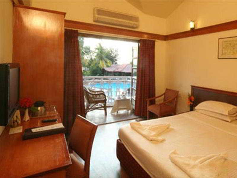 Marquis Beach Resort Candolim Exterior photo